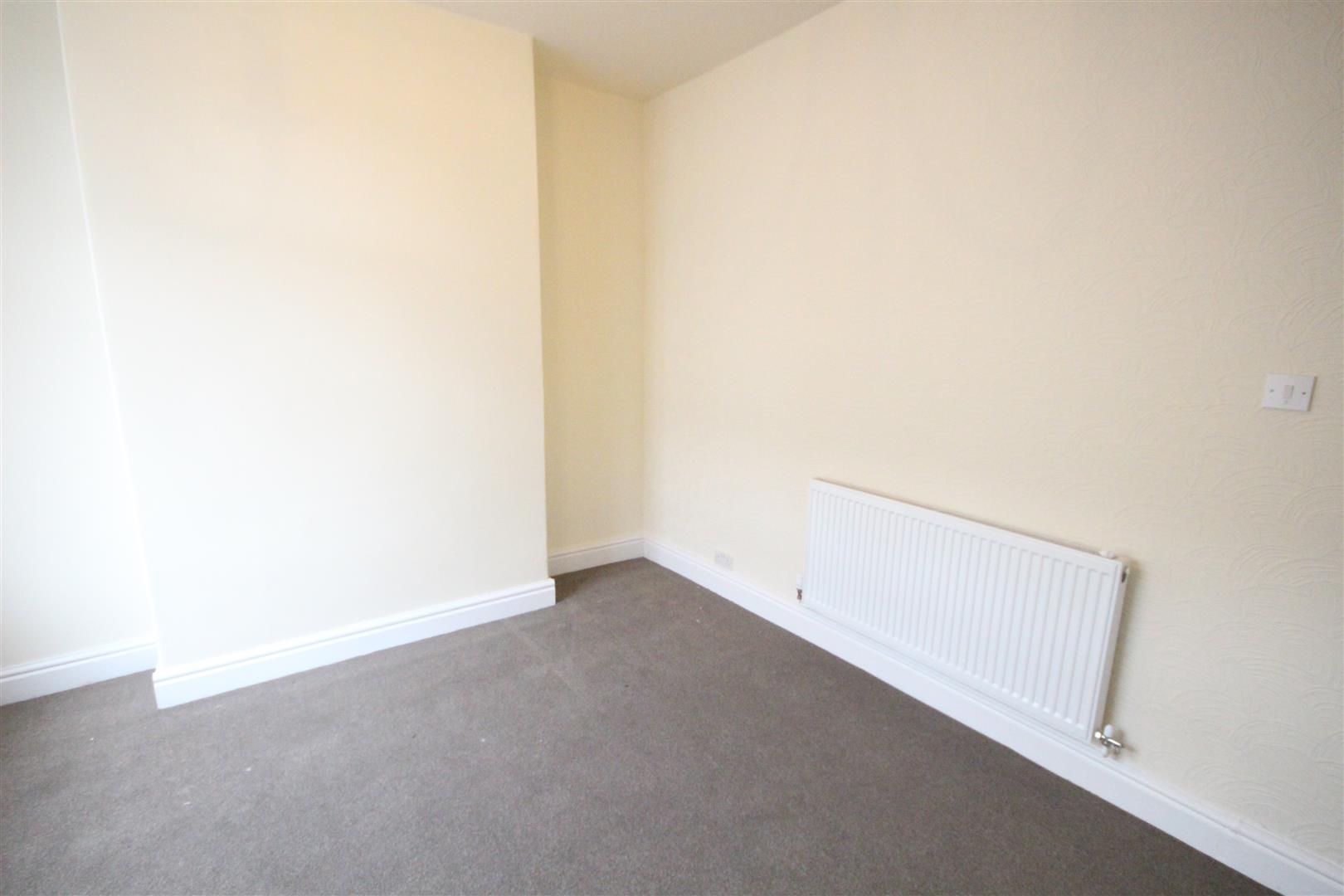 3 bedroom mid terrace house To Let in Barnoldswick - 2016-03-15 10.12.33.jpg